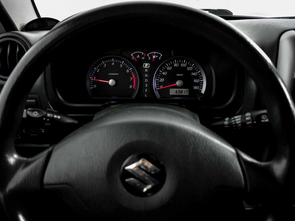 Купить Suzuki Jimny с пробегом. Фото: #16