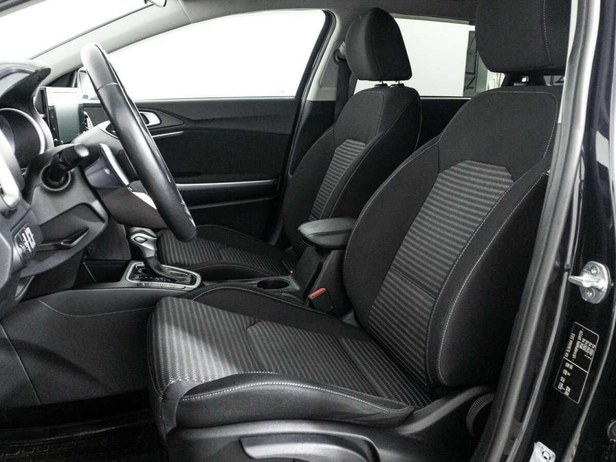 Купить Kia Ceed с пробегом. Фото: #15