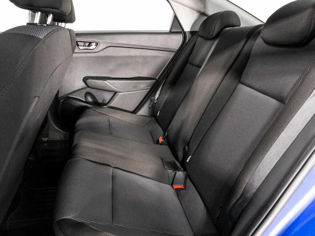 Купить Hyundai Solaris с пробегом. Фото: #9