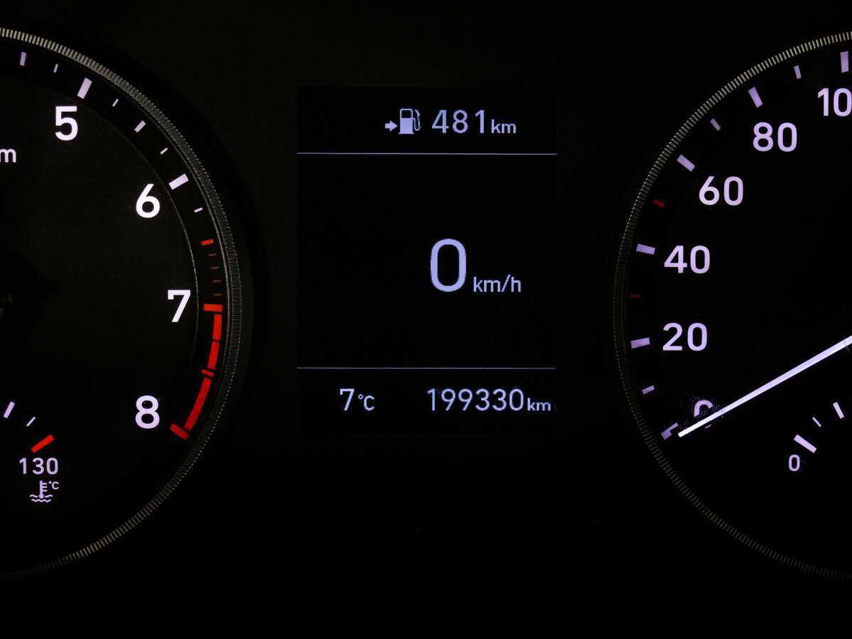 Купить Hyundai Solaris с пробегом. Фото: #15