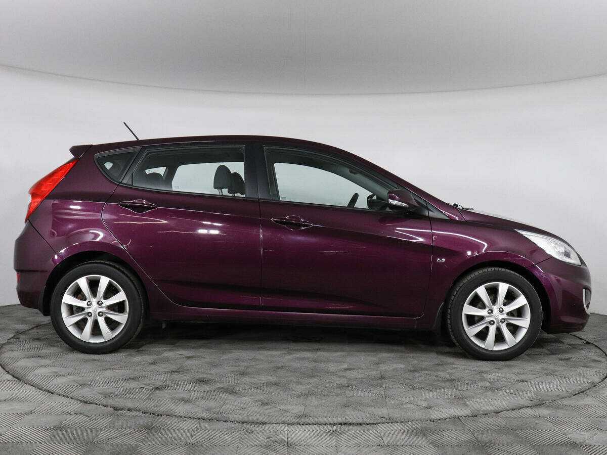 Купить Hyundai Solaris с пробегом. Фото: #3