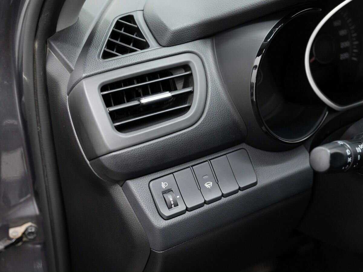 Купить Kia Rio с пробегом. Фото: #16