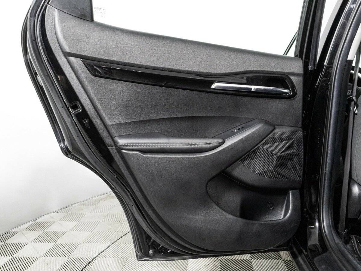 Купить Kia Seltos с пробегом. Фото: #27