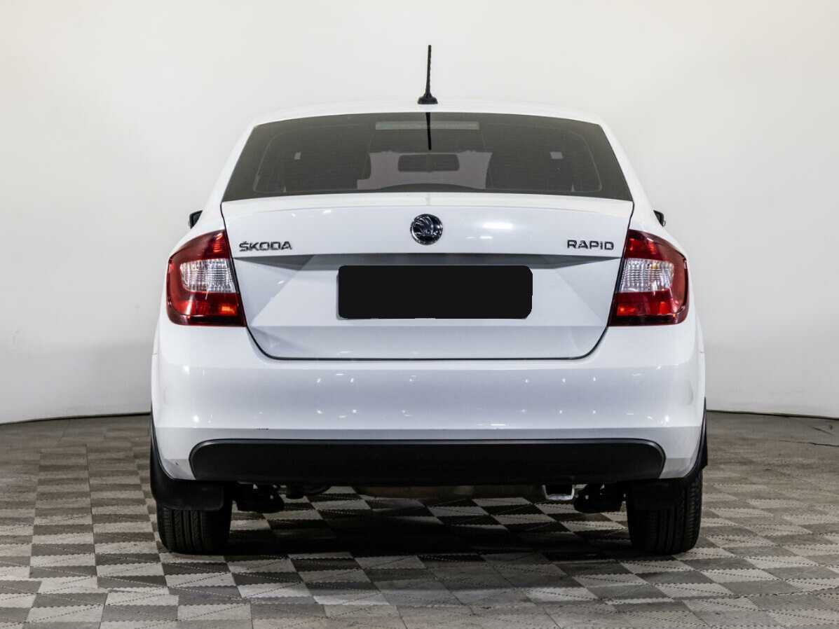 Купить Skoda Rapid с пробегом. Фото: #5