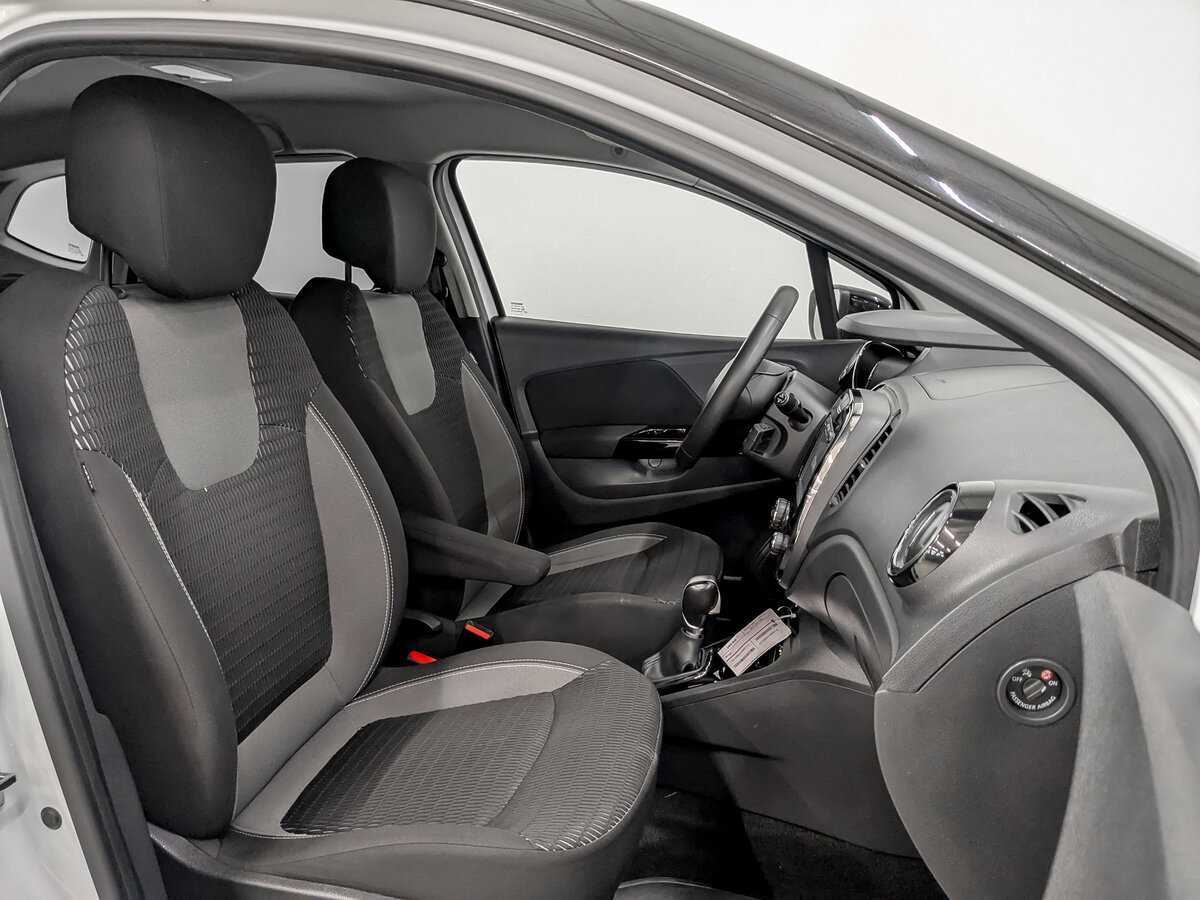 Купить Renault Kaptur с пробегом. Фото: #20