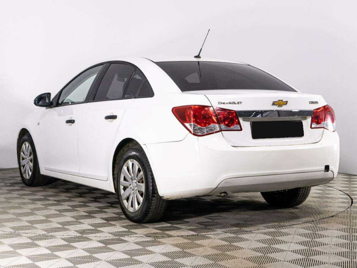Купить Chevrolet Cruze с пробегом. Фото: #6