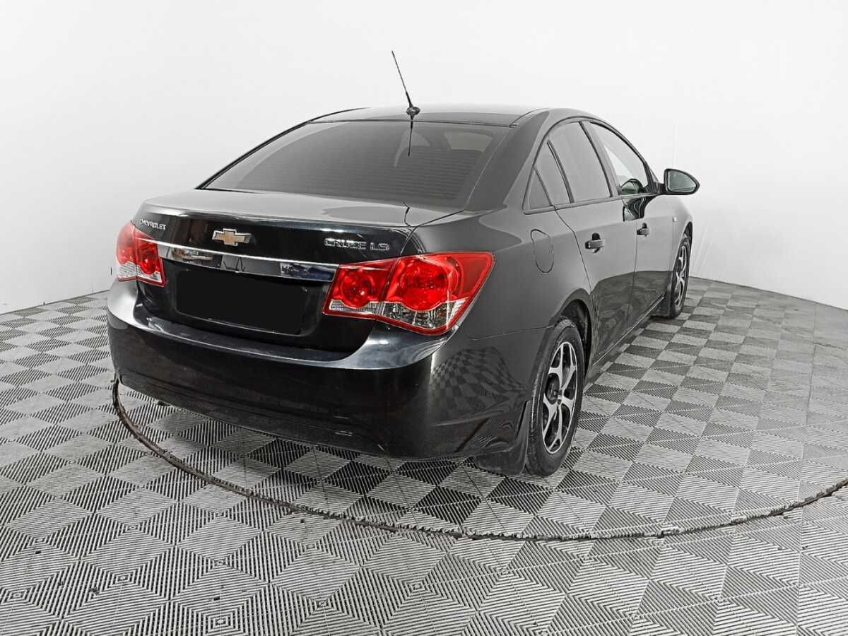 Купить Chevrolet Cruze с пробегом. Фото: #3