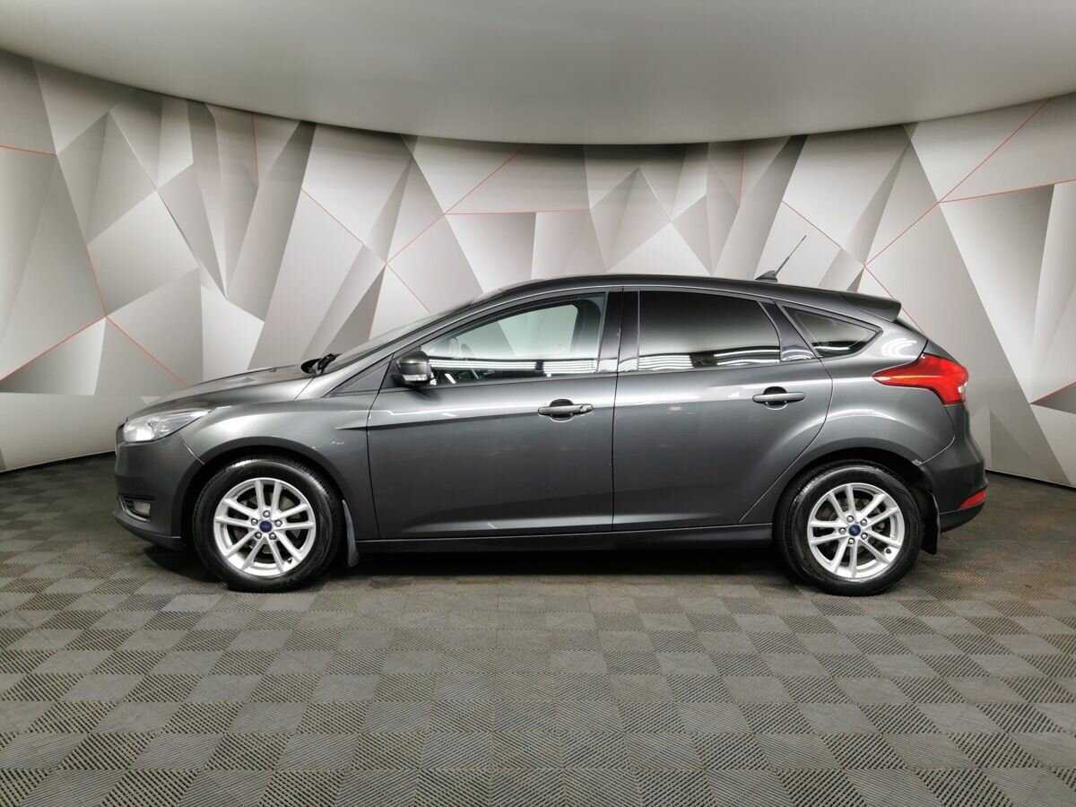 Купить Ford Focus с пробегом. Фото: #4
