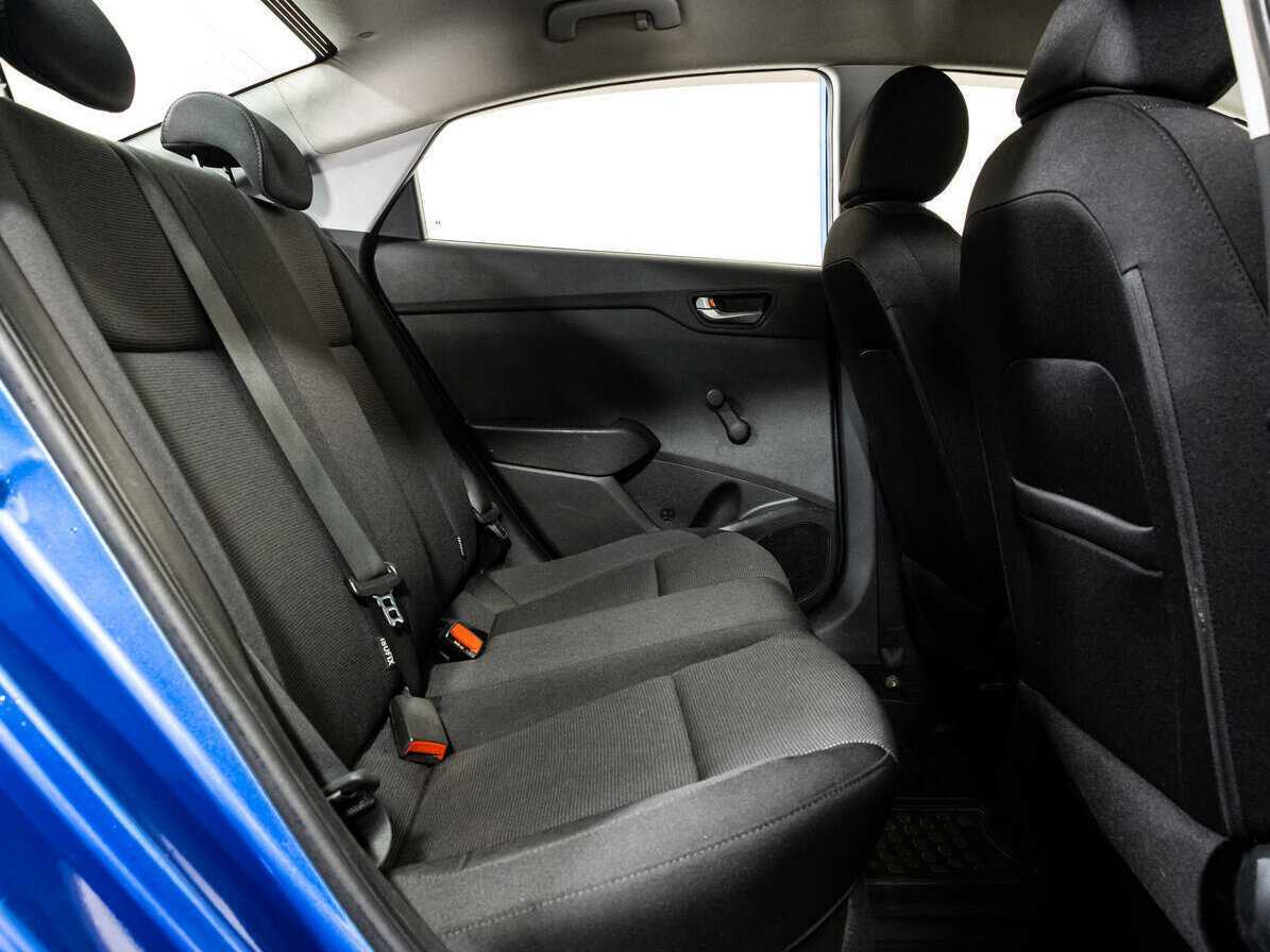 Купить Hyundai Solaris с пробегом. Фото: #12