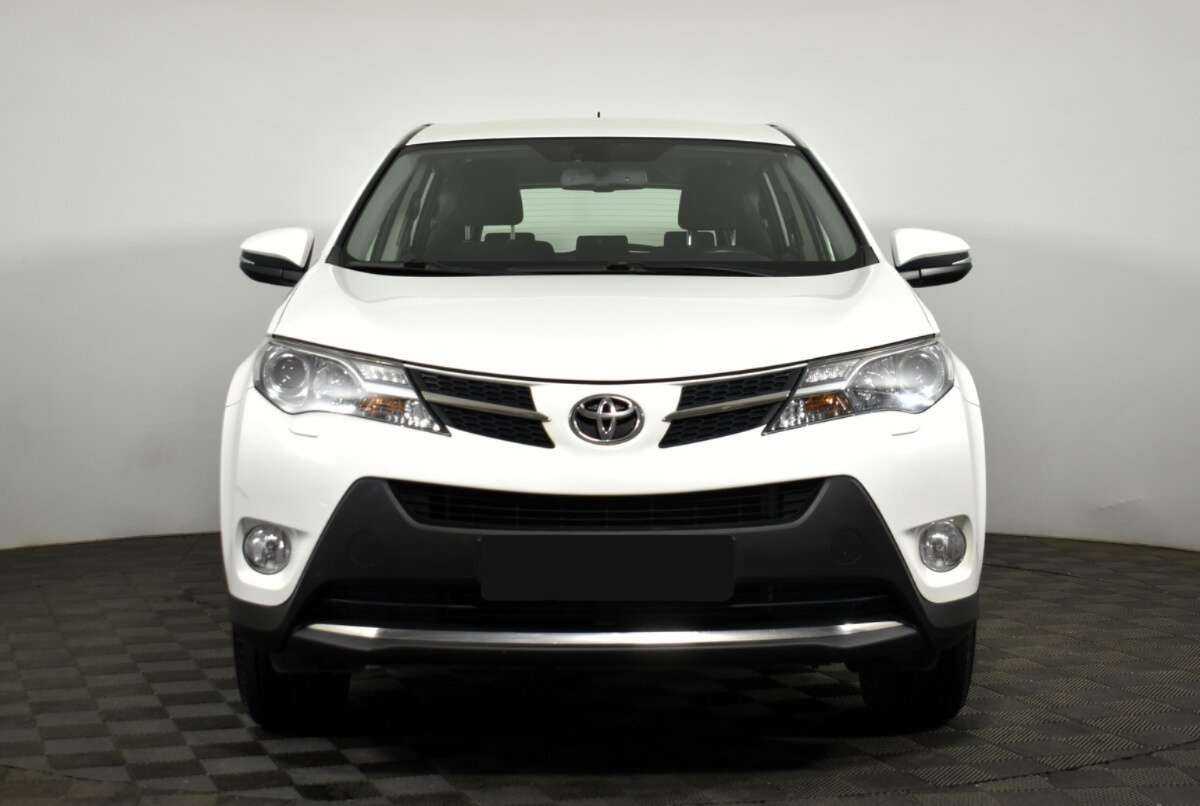 Купить Toyota RAV4 с пробегом. Фото: #1