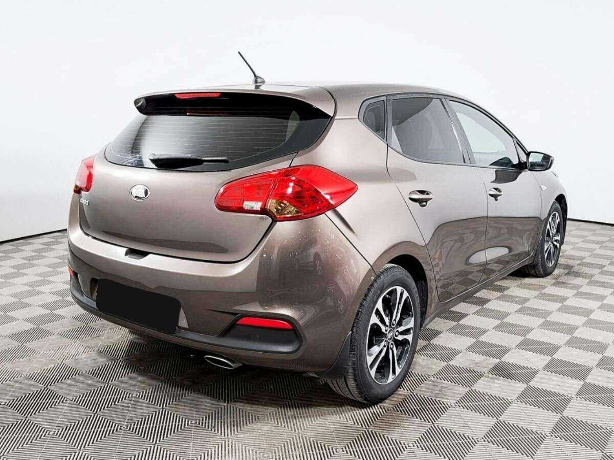 Купить Kia Ceed с пробегом. Фото: #3