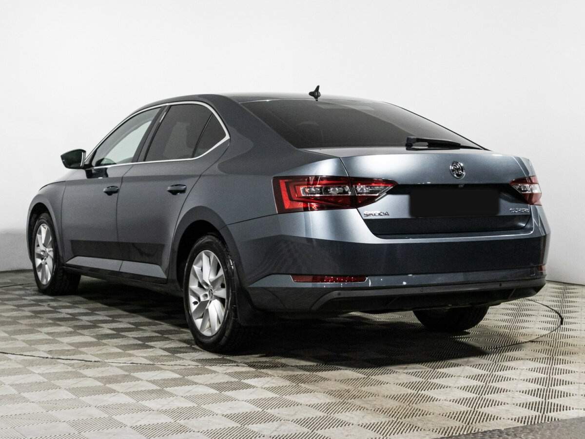 Купить Skoda Superb с пробегом. Фото: #6