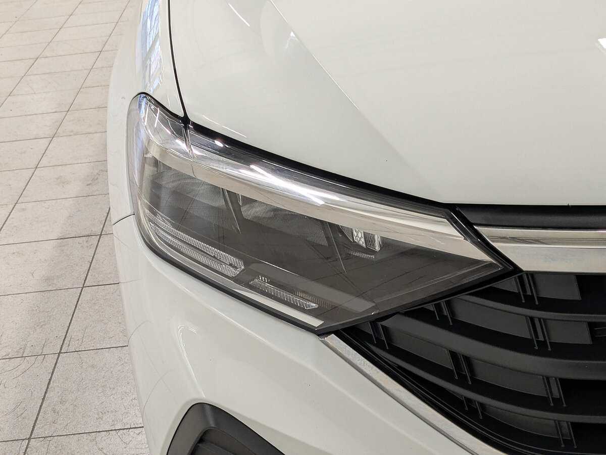 Купить Volkswagen Polo с пробегом. Фото: #10