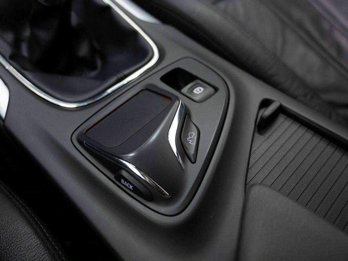 Купить Opel Insignia с пробегом. Фото: #25