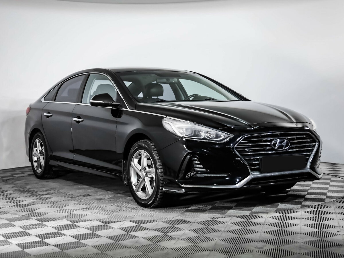 Купить Hyundai Sonata с пробегом. Фото: #2
