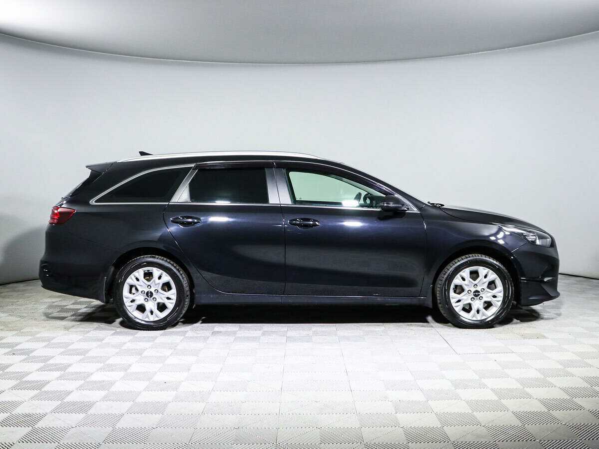 Купить Kia Ceed с пробегом. Фото: #3