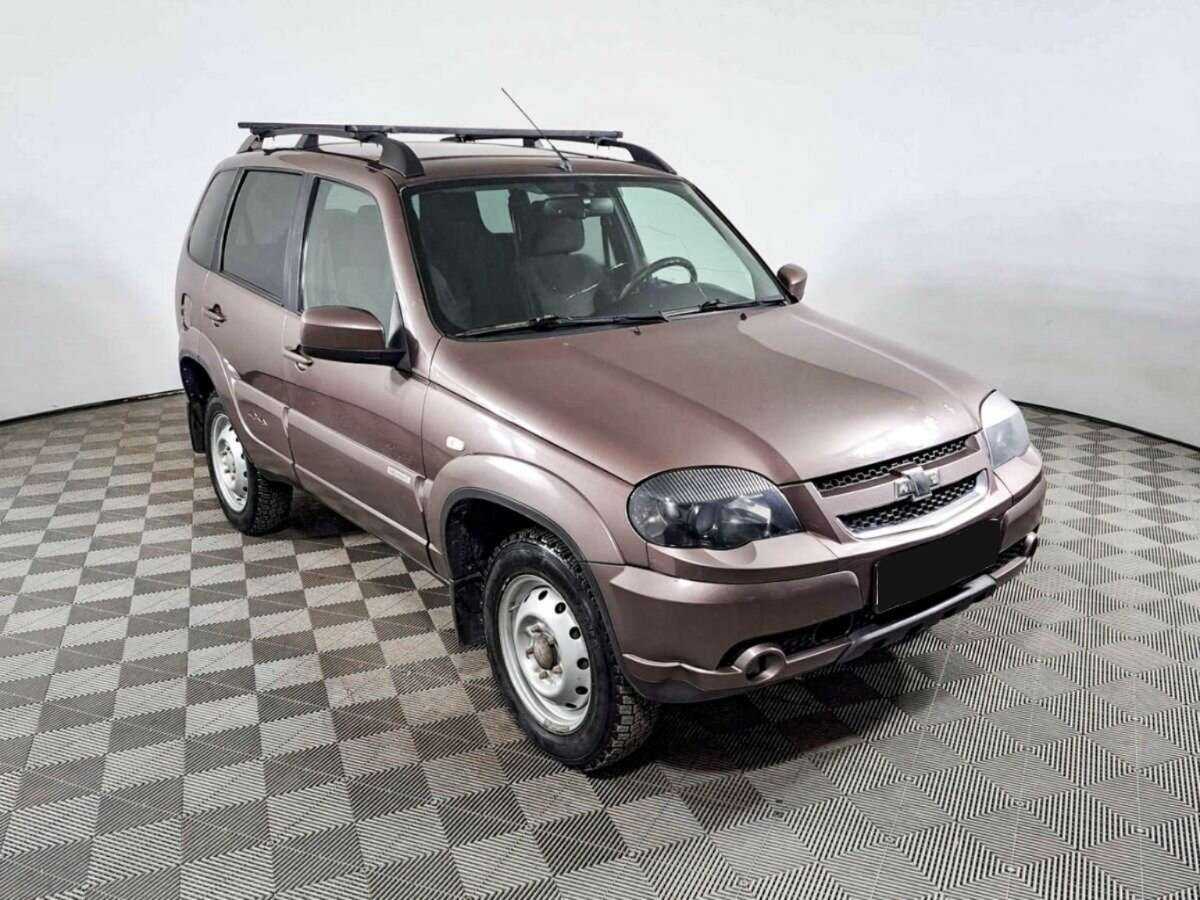 Купить Chevrolet Niva с пробегом. Фото: #2