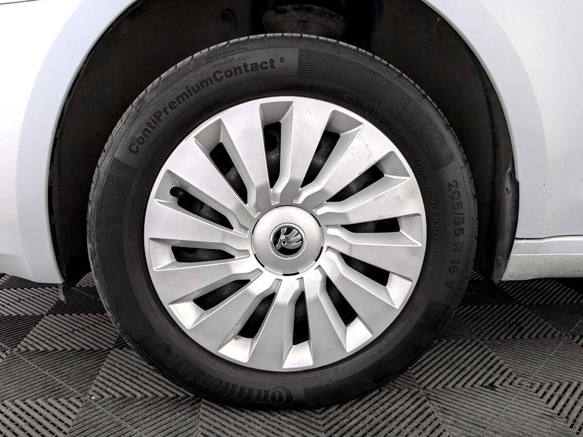 Купить Skoda Octavia с пробегом. Фото: #17