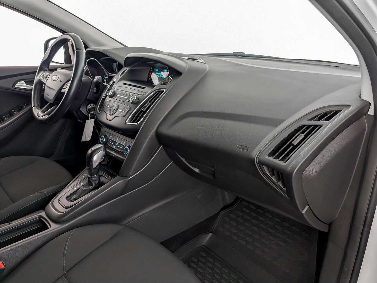 Купить Ford Focus с пробегом. Фото: #8