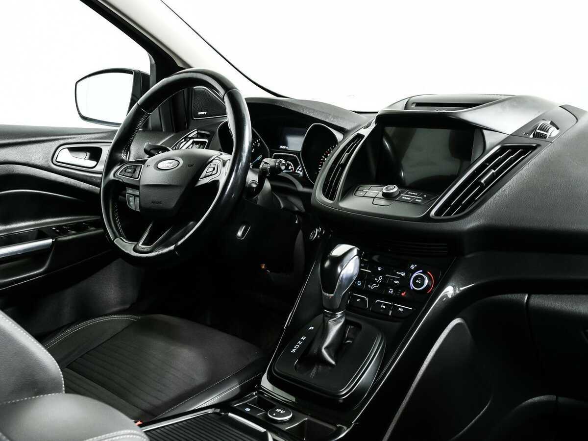 Купить Ford Kuga с пробегом. Фото: #8