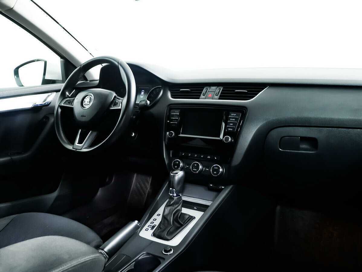 Купить Skoda Octavia с пробегом. Фото: #8