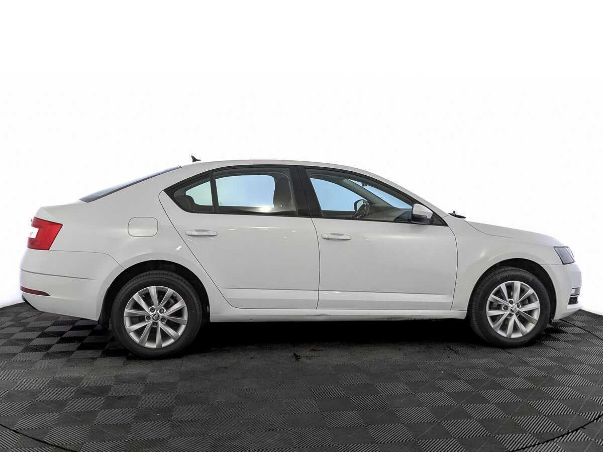 Купить Skoda Octavia с пробегом. Фото: #3