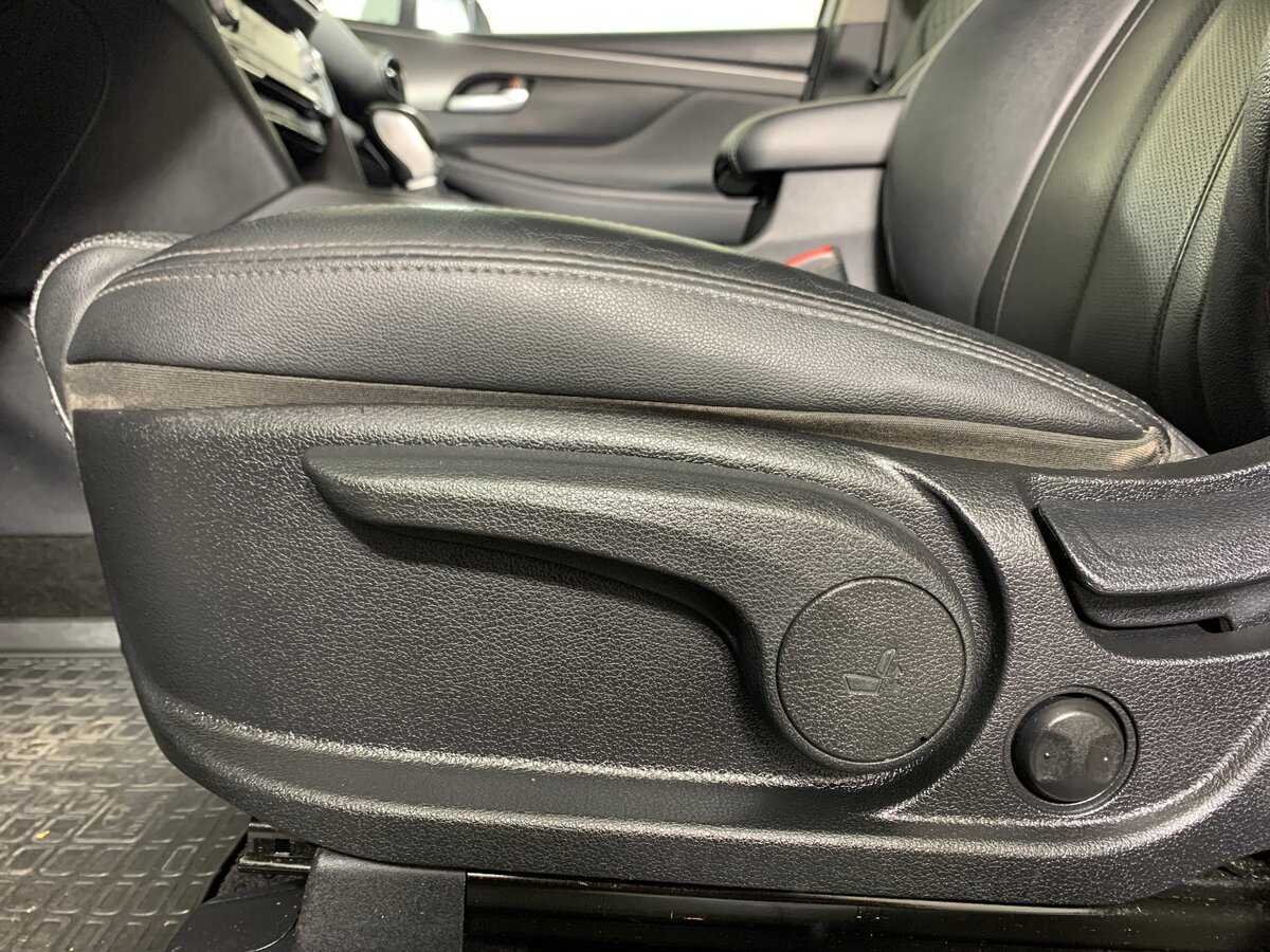 Купить Hyundai Santa Fe с пробегом. Фото: #14