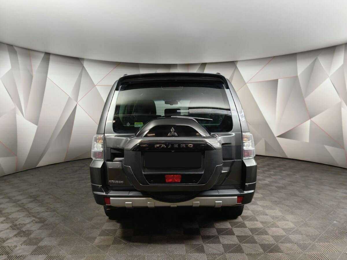 Купить Mitsubishi Pajero с пробегом. Фото: #7