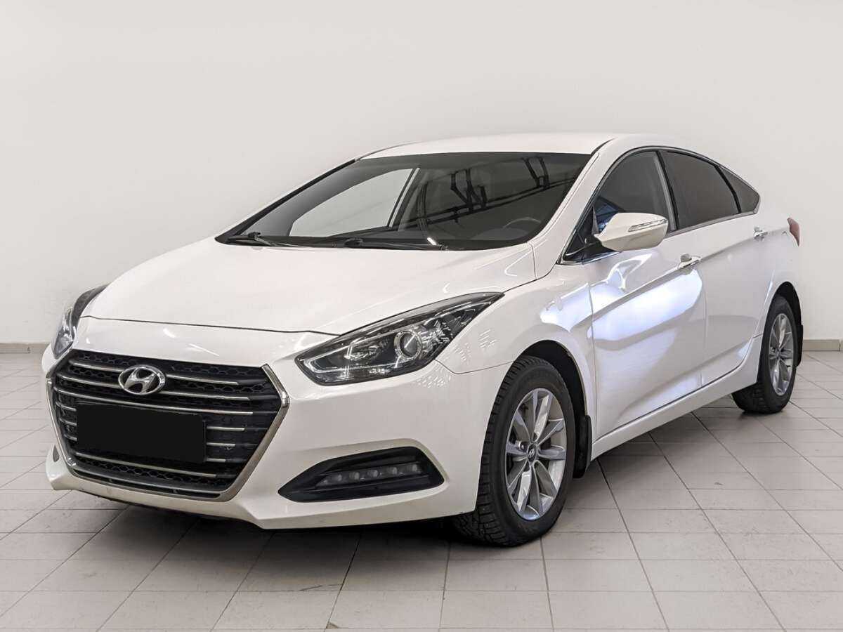Купить Hyundai i40 с пробегом. Посмотреть фото