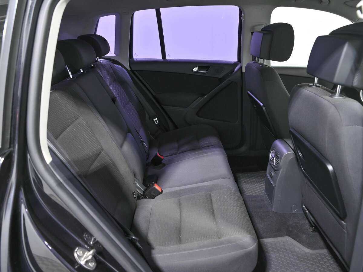 Купить Volkswagen Tiguan с пробегом. Фото: #14