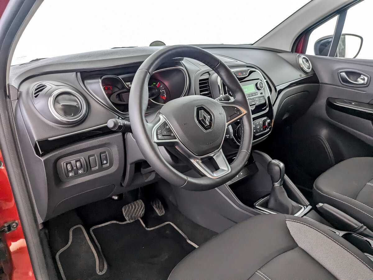 Купить Renault Kaptur с пробегом. Фото: #13