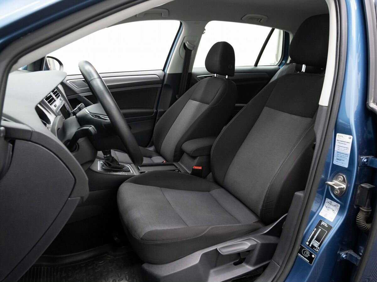 Купить Volkswagen Golf с пробегом. Фото: #7