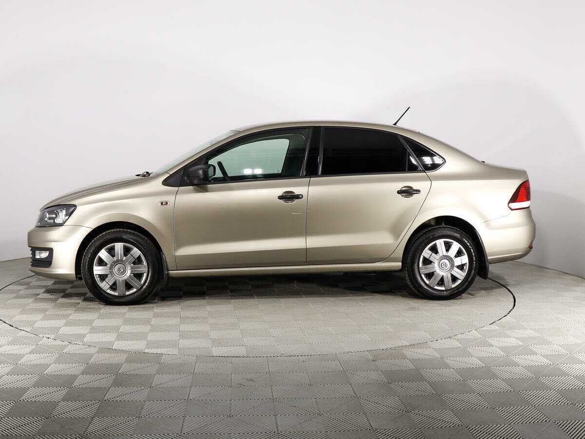 Купить Volkswagen Polo с пробегом. Фото: #3
