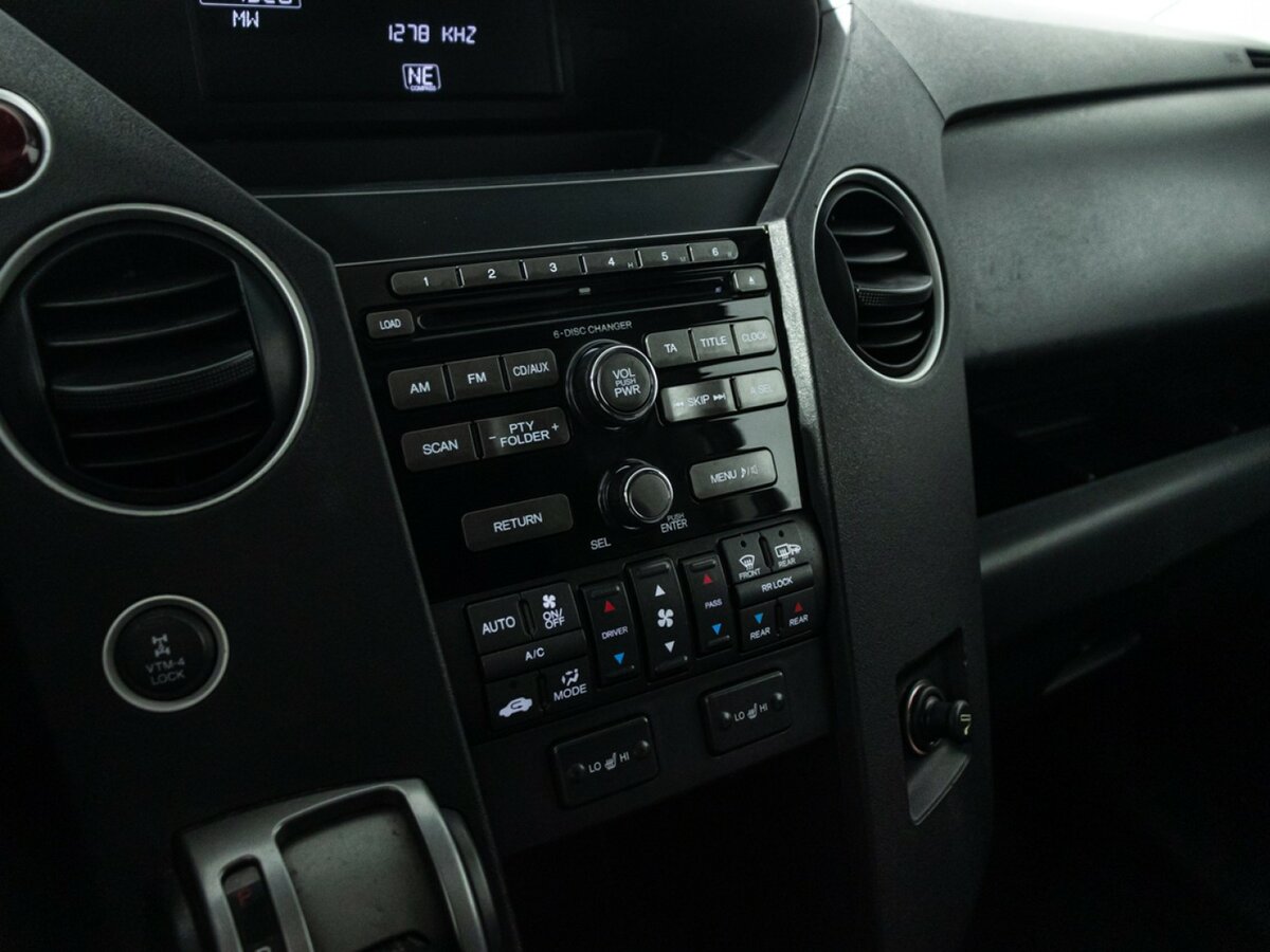 Купить Honda Pilot с пробегом. Фото: #16
