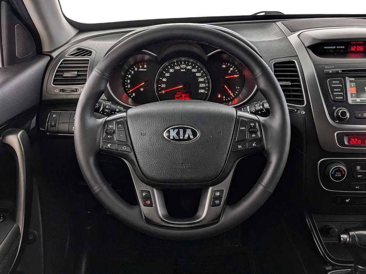 Купить Kia Sorento с пробегом. Фото: #17
