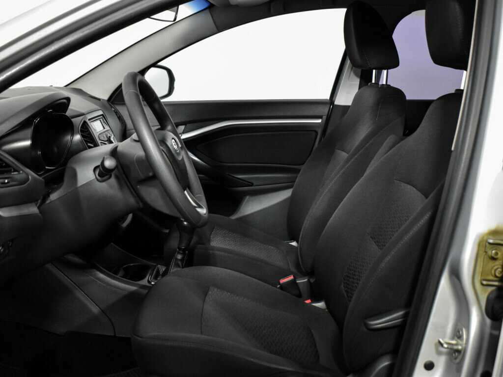 Купить Lada (ВАЗ) Vesta с пробегом. Фото: #10