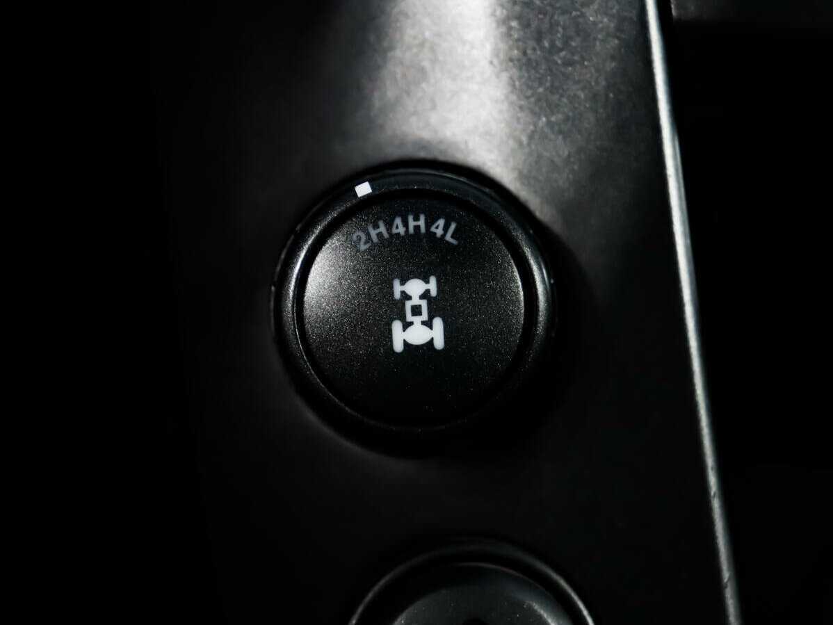 Купить SsangYong Kyron с пробегом. Фото: #11