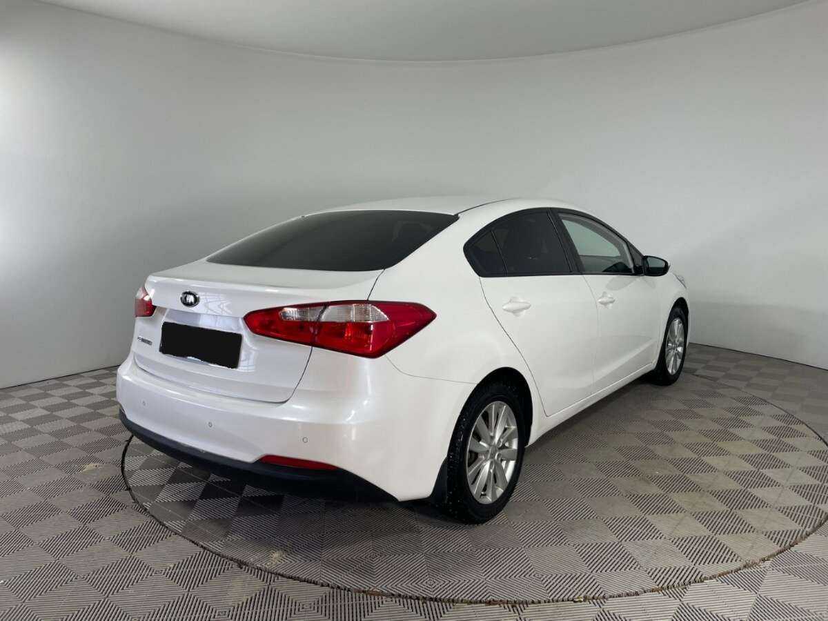 Купить Kia Cerato с пробегом. Фото: #3