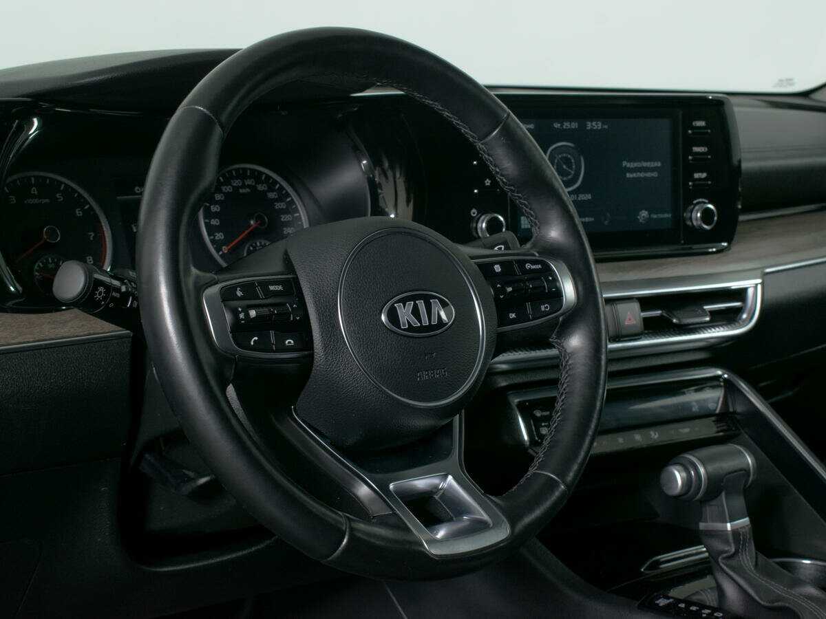Купить Kia K5 с пробегом. Фото: #16