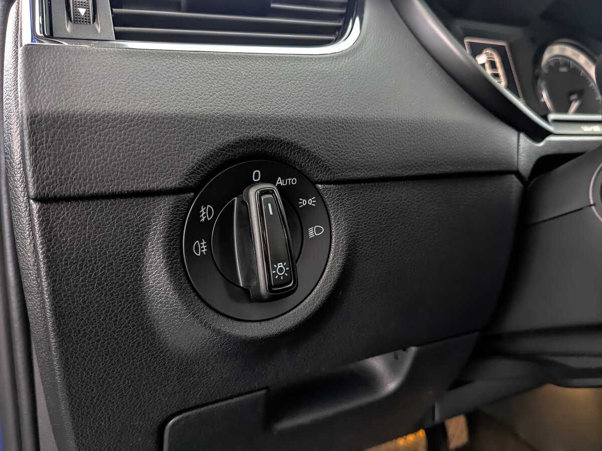 Купить Skoda Octavia с пробегом. Фото: #20