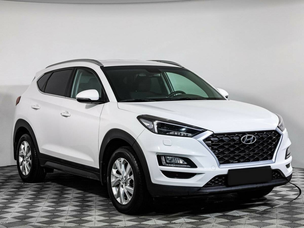 Купить Hyundai Tucson с пробегом. Фото: #2