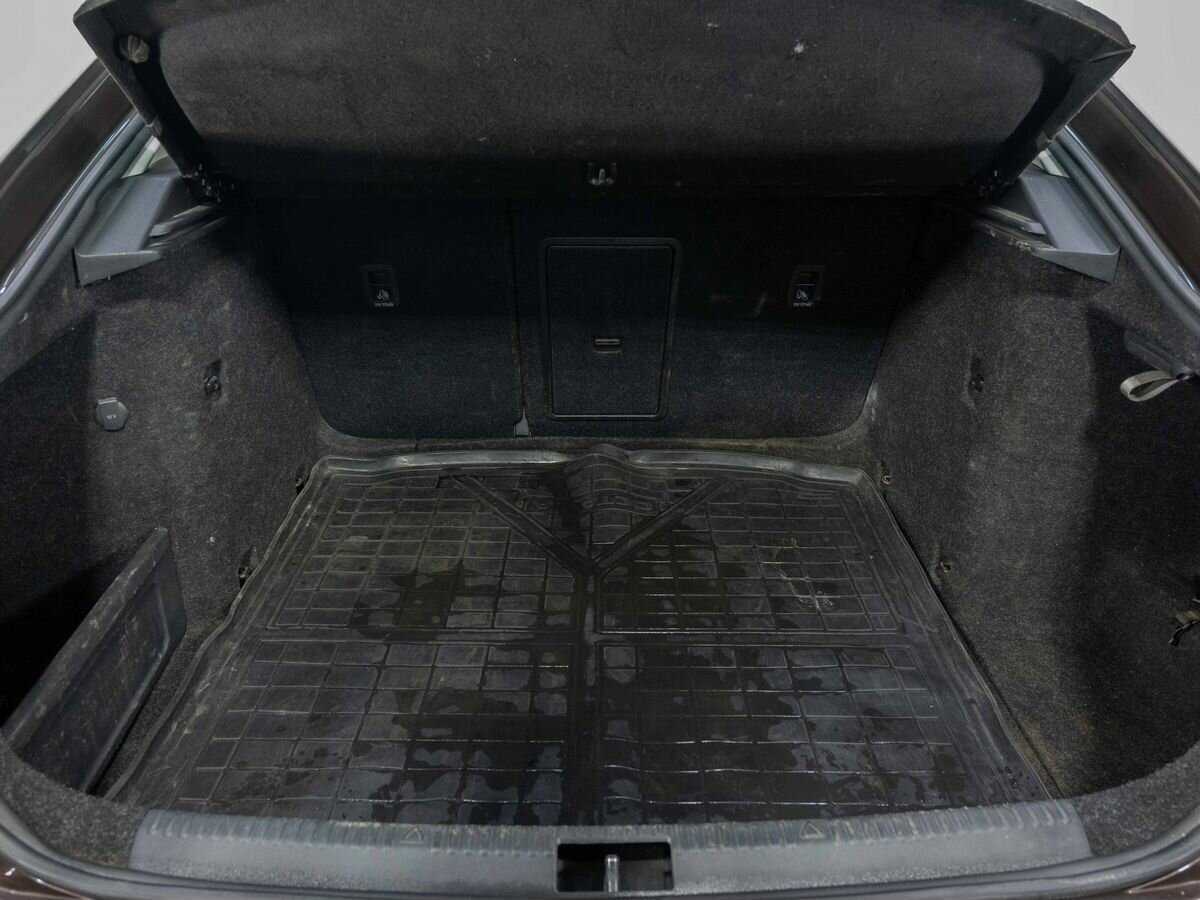 Купить Skoda Octavia с пробегом. Фото: #23