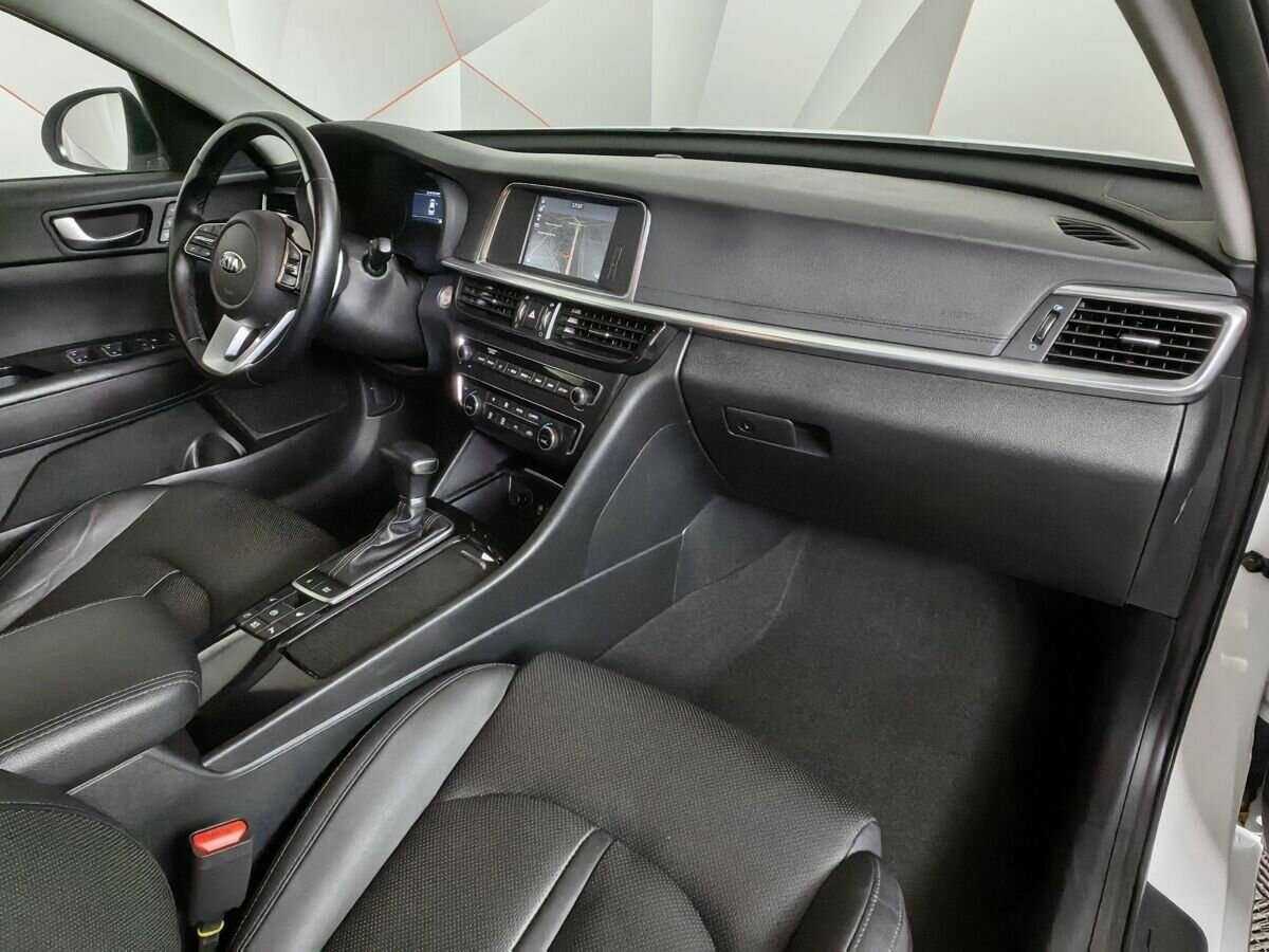 Купить Kia Optima с пробегом. Фото: #8
