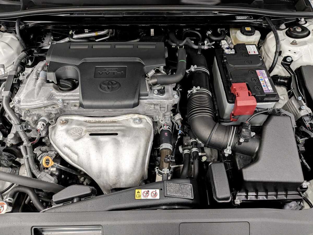 Купить Toyota Camry с пробегом. Фото: #8