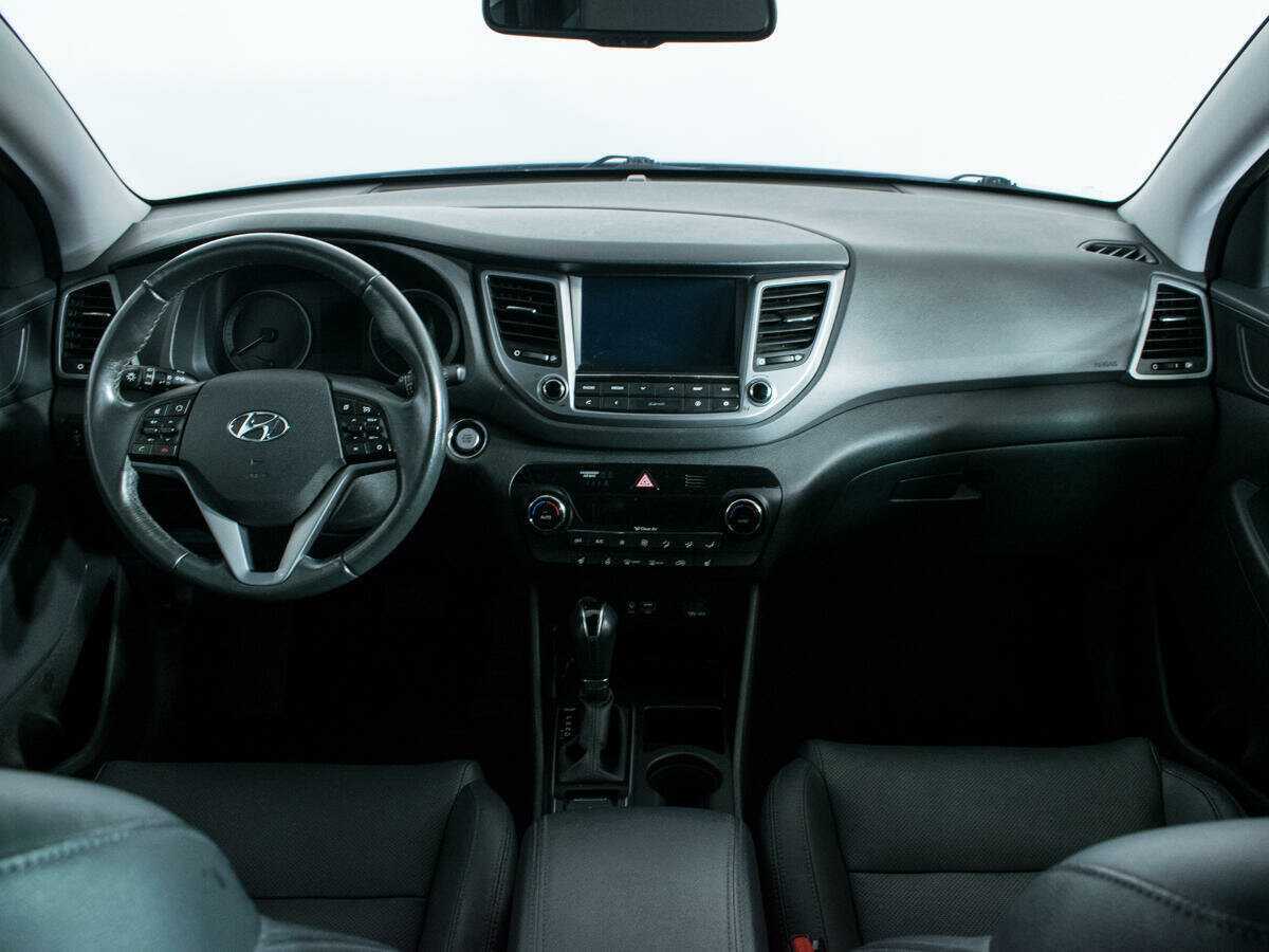Купить Hyundai Tucson с пробегом. Фото: #11