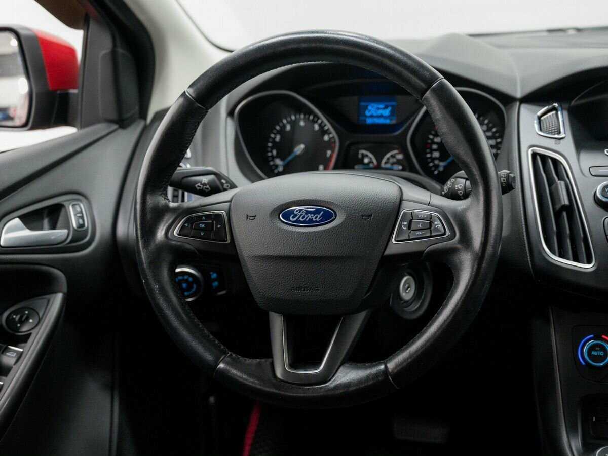 Купить Ford Focus с пробегом. Фото: #10