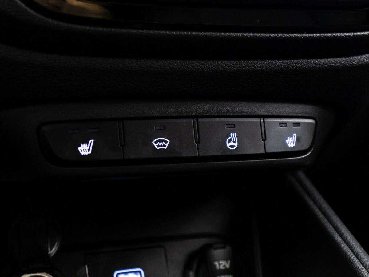 Купить Hyundai Solaris с пробегом. Фото: #15