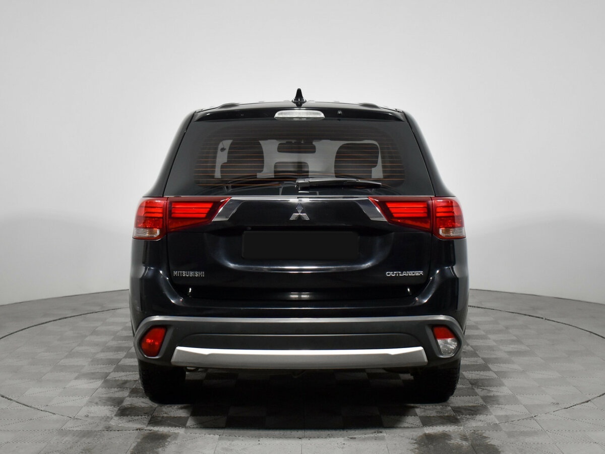 Купить Mitsubishi Outlander с пробегом. Фото: #4