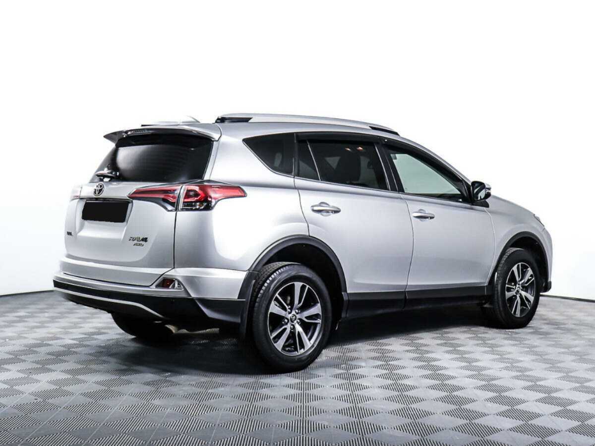 Купить Toyota RAV4 с пробегом. Фото: #4
