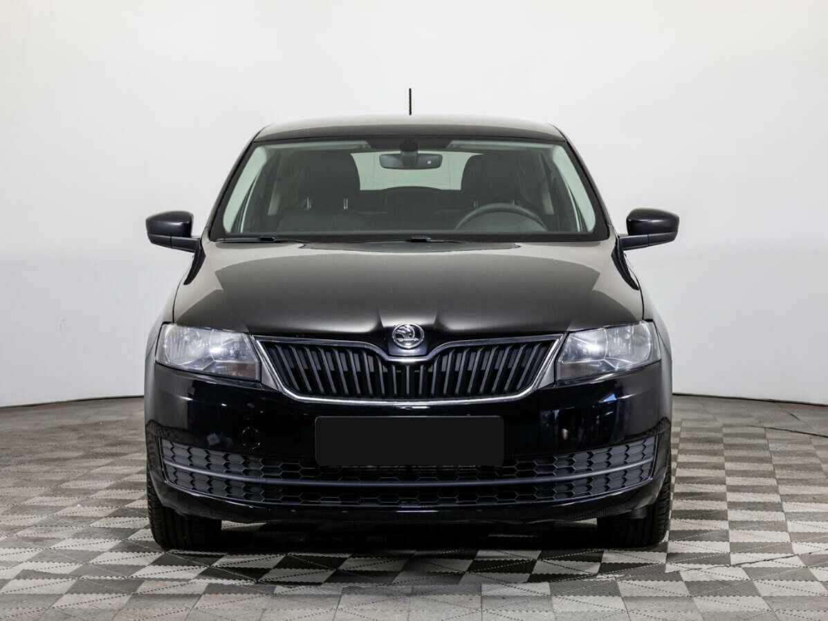 Купить Skoda Rapid с пробегом. Фото: #1